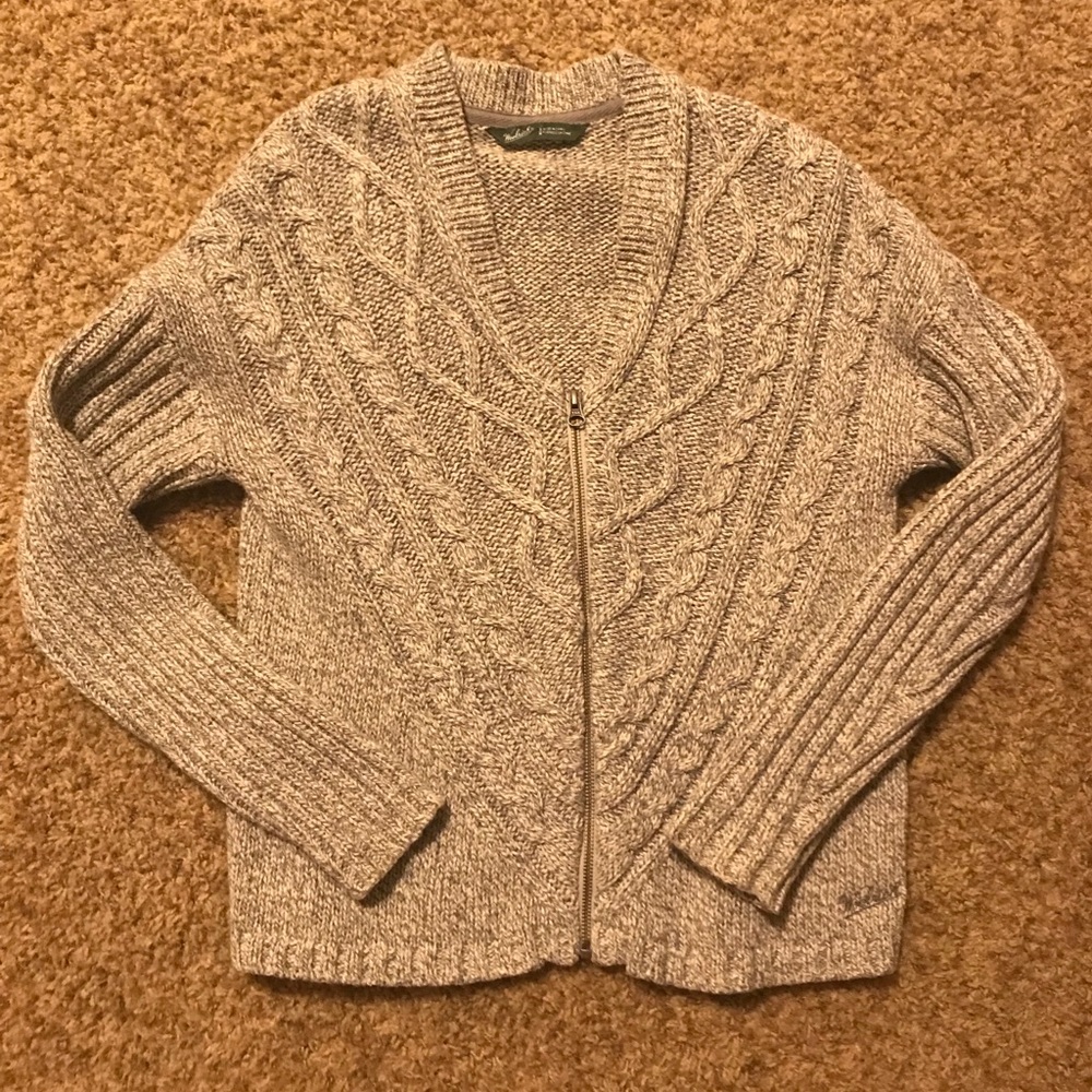 Woolrich woman’s zip up sweater